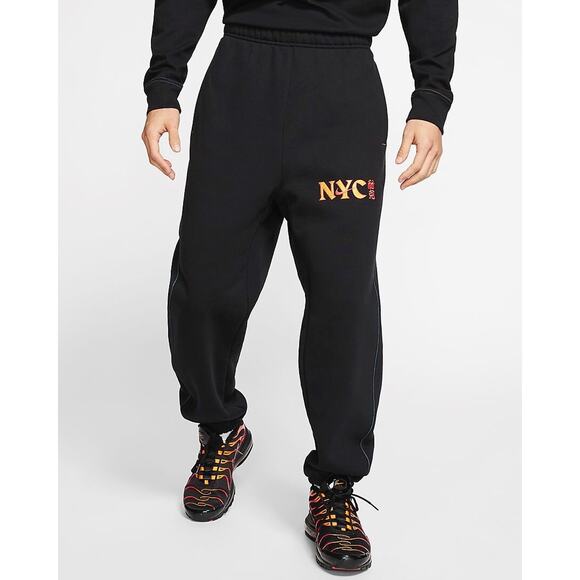 Nike NYC Chinatown New York City Sweatsuit Hoodie 2XL Pants XL EUC - Picture 6 of 15